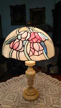 Lampa ,,Tiffany ", Szkło witrażowe ,,Tulipany"  bardzo ozdobna