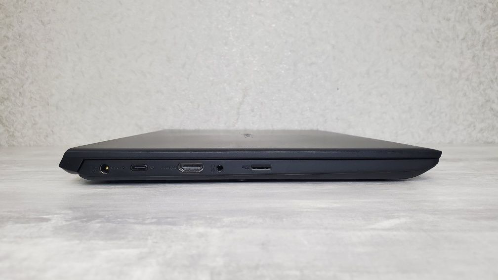 Ноутбук Toshiba dynabook на 10му поколінні Intel