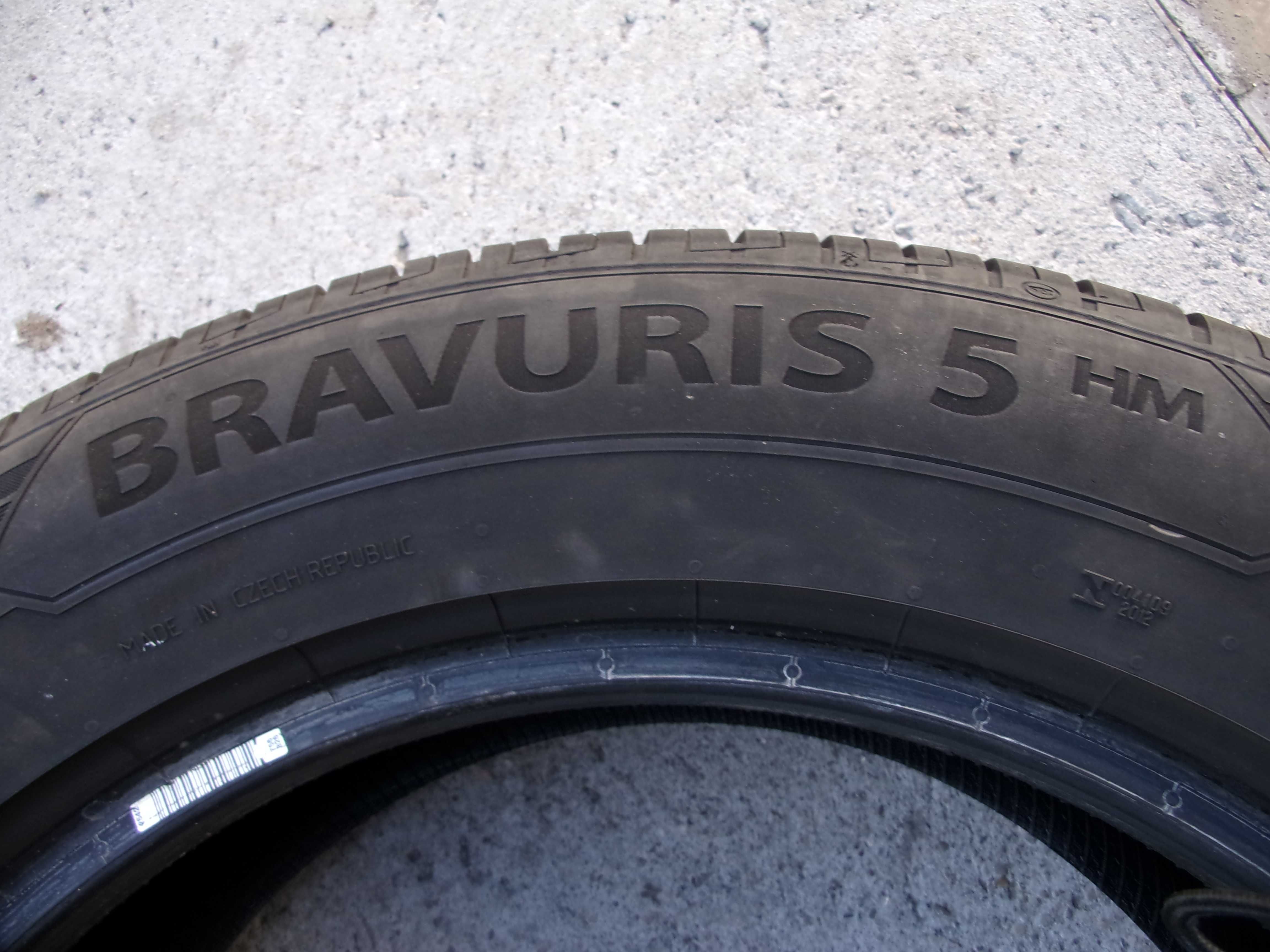 Barum Bravuris 5HM 215/65/17 99V jak nwa z 2020r