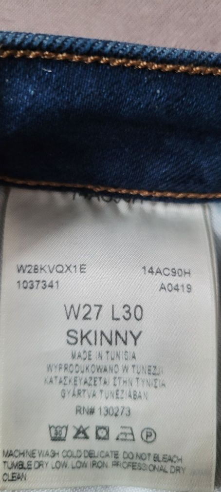 Jeansy wrangler roz 27/30