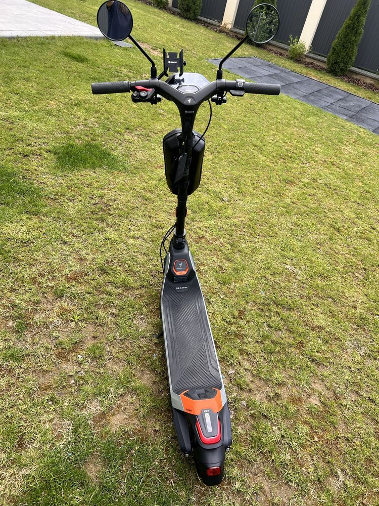 Електросамокат Segway Ninebot p65E