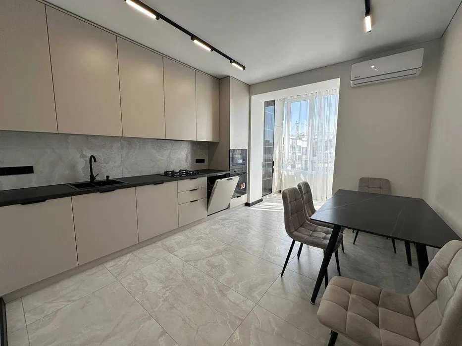 2 кімнатна квартири в ЖК поряд озера