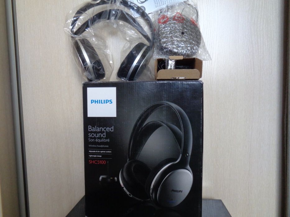 PHILIPS SHC 5100; bezprzewodowe słuchawki nauszne.