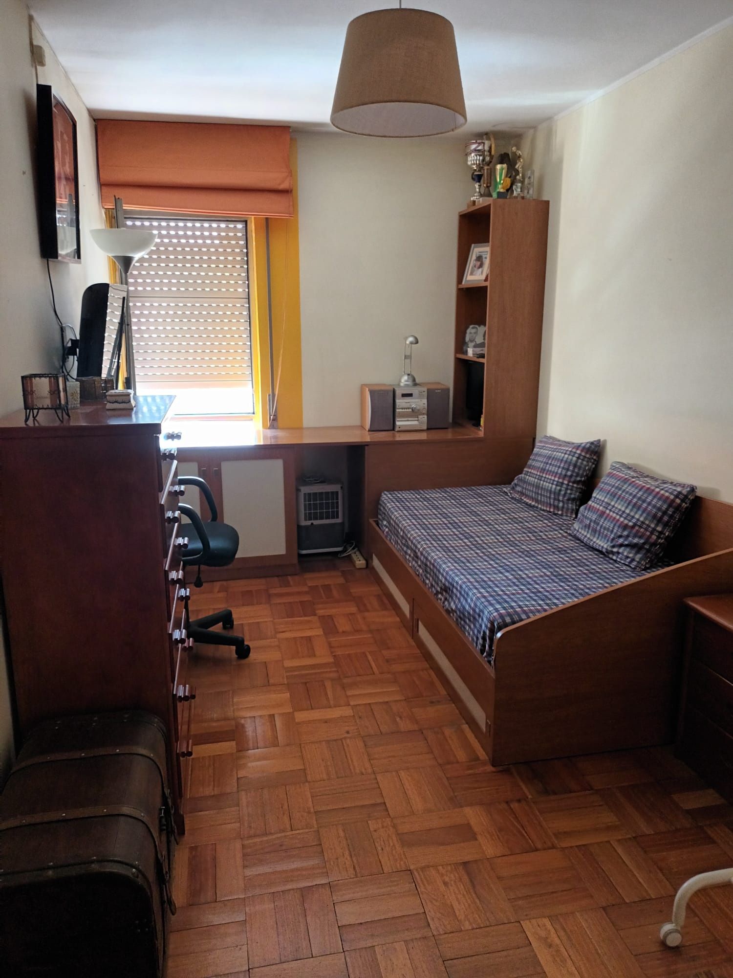 Quarto para estudante universitário