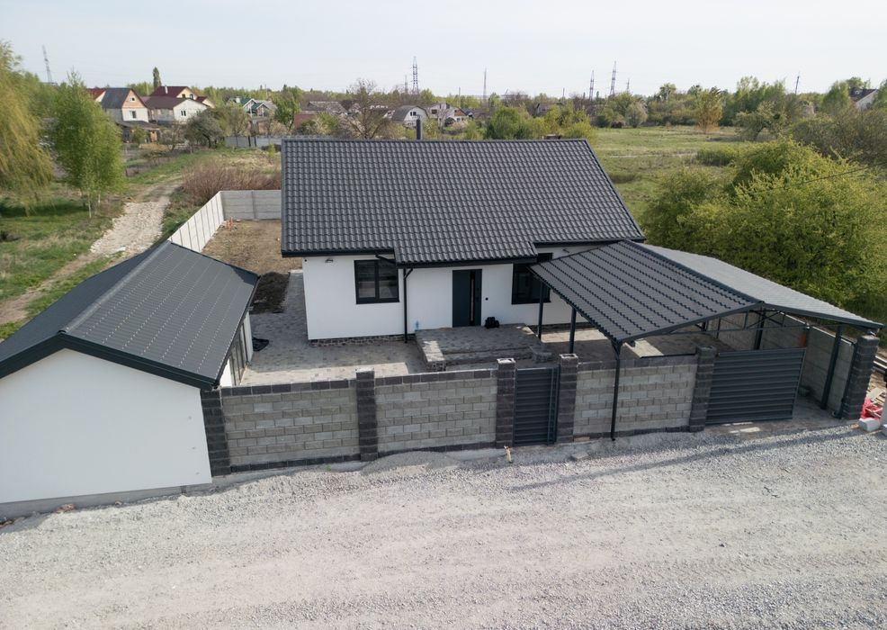 Новий стильний будинок