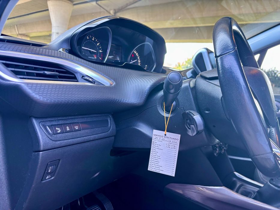 PEUGEOT 2008 puretch