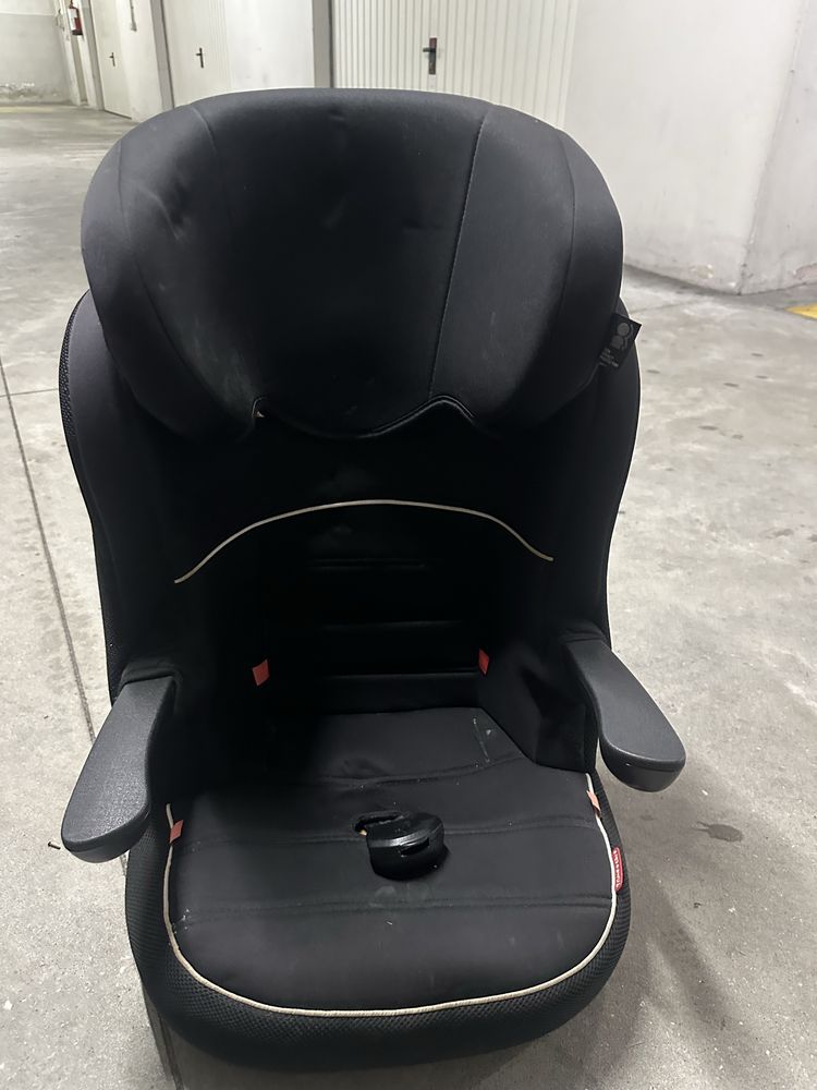 Cadeira auto de bebé