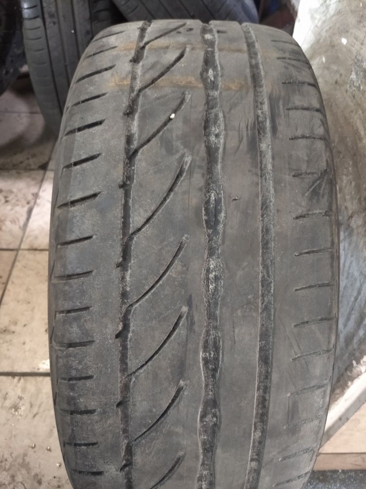 Opona 205/40r17 84W Bridgestone Potenza RE002 1 szt pojedyncza