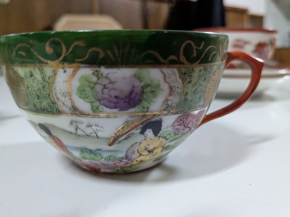 Chávenas vista alegre com motivos orientais