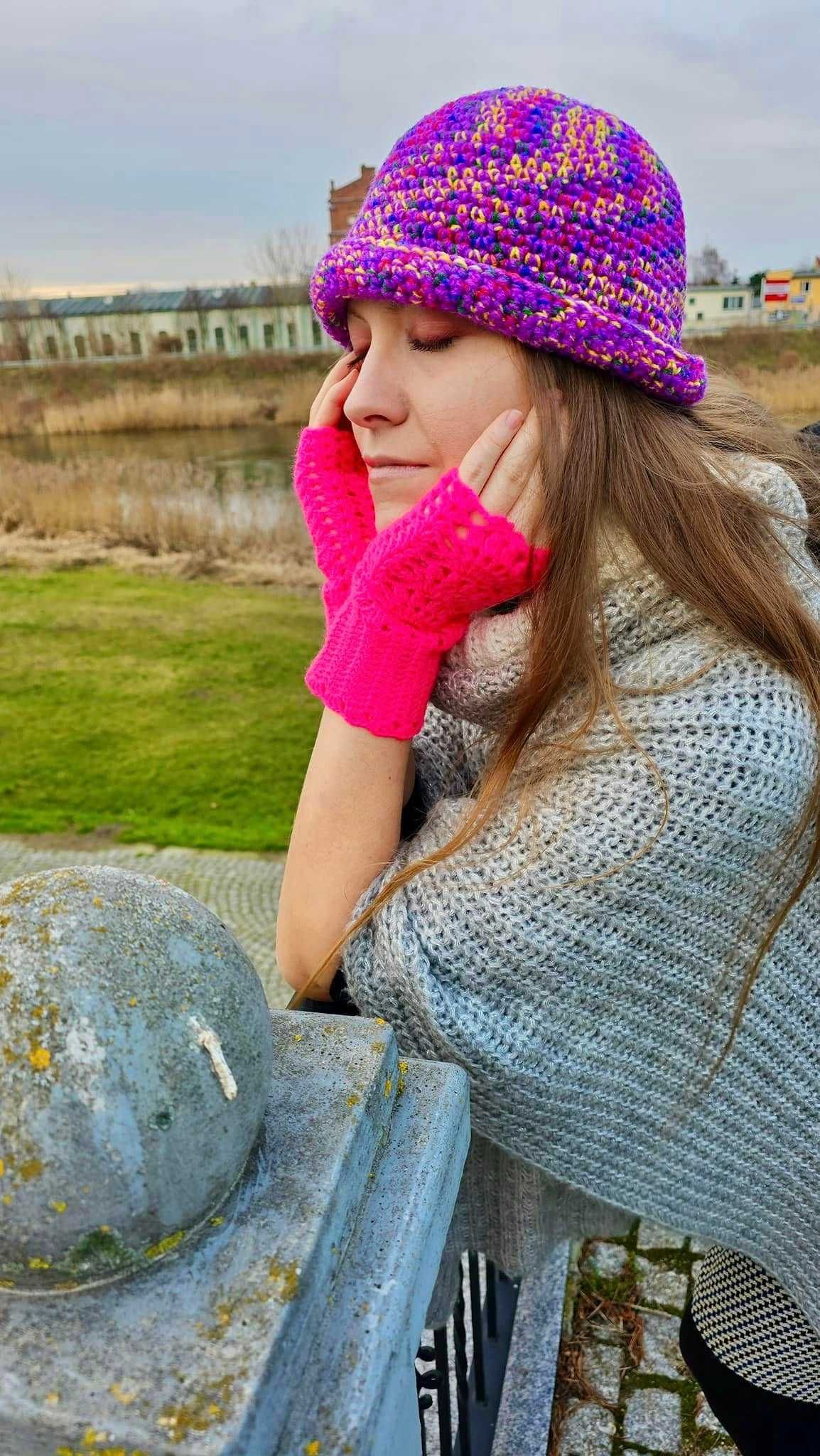Kapelusz Zimowy Szydełkowy rękodzieło handmade