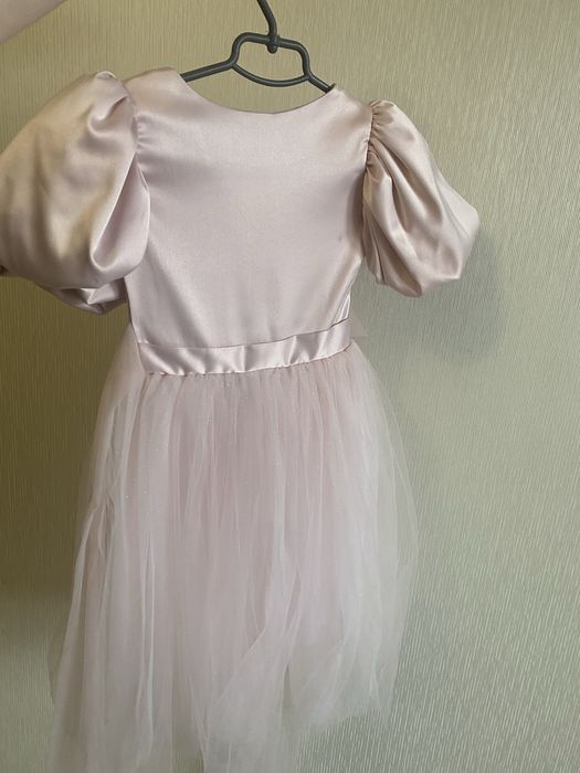 Святкова  сукня