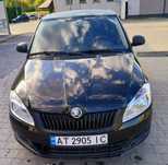 Продам машину Skoda fabia
