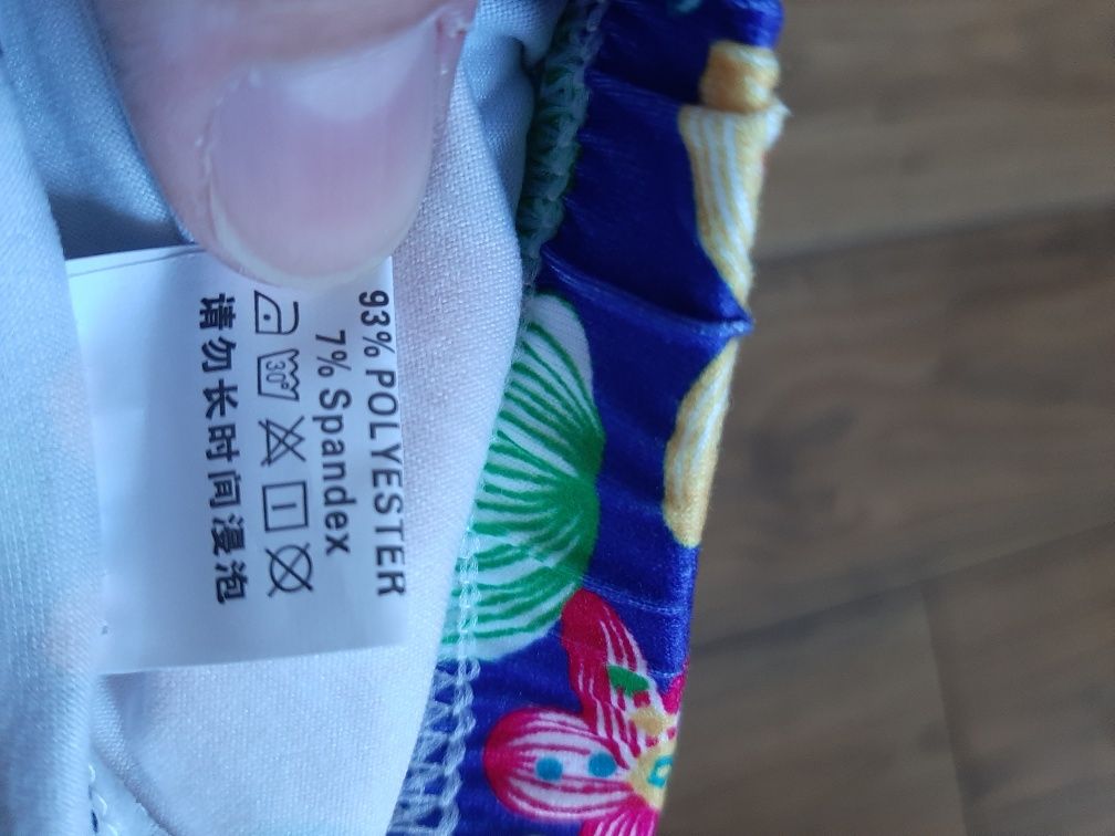 Legginsy dziewczęce, rozmiar 146, długość 80 cm. Nowe, skład na zdjęci