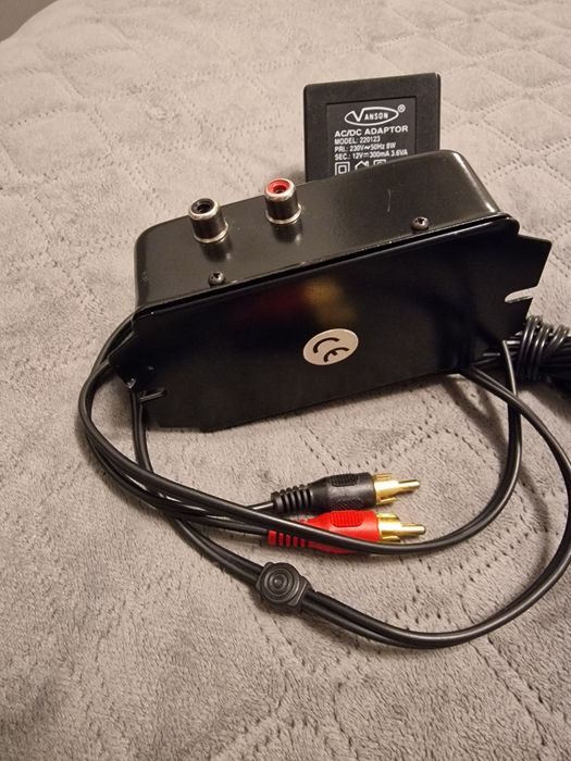 Przedwzmacniacz gramofonowy Audi Tech