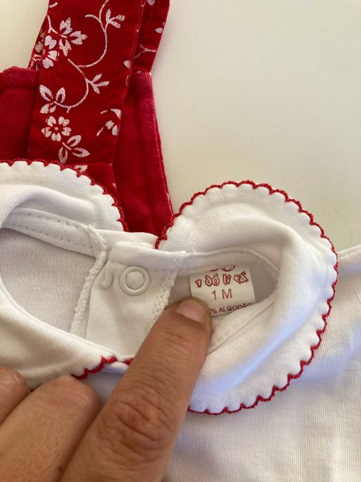 Conjunto de Bebé Vermelho e Branco Tam. 1M