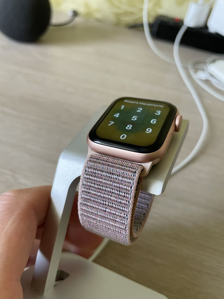 Apple Watch 5 40mm gold