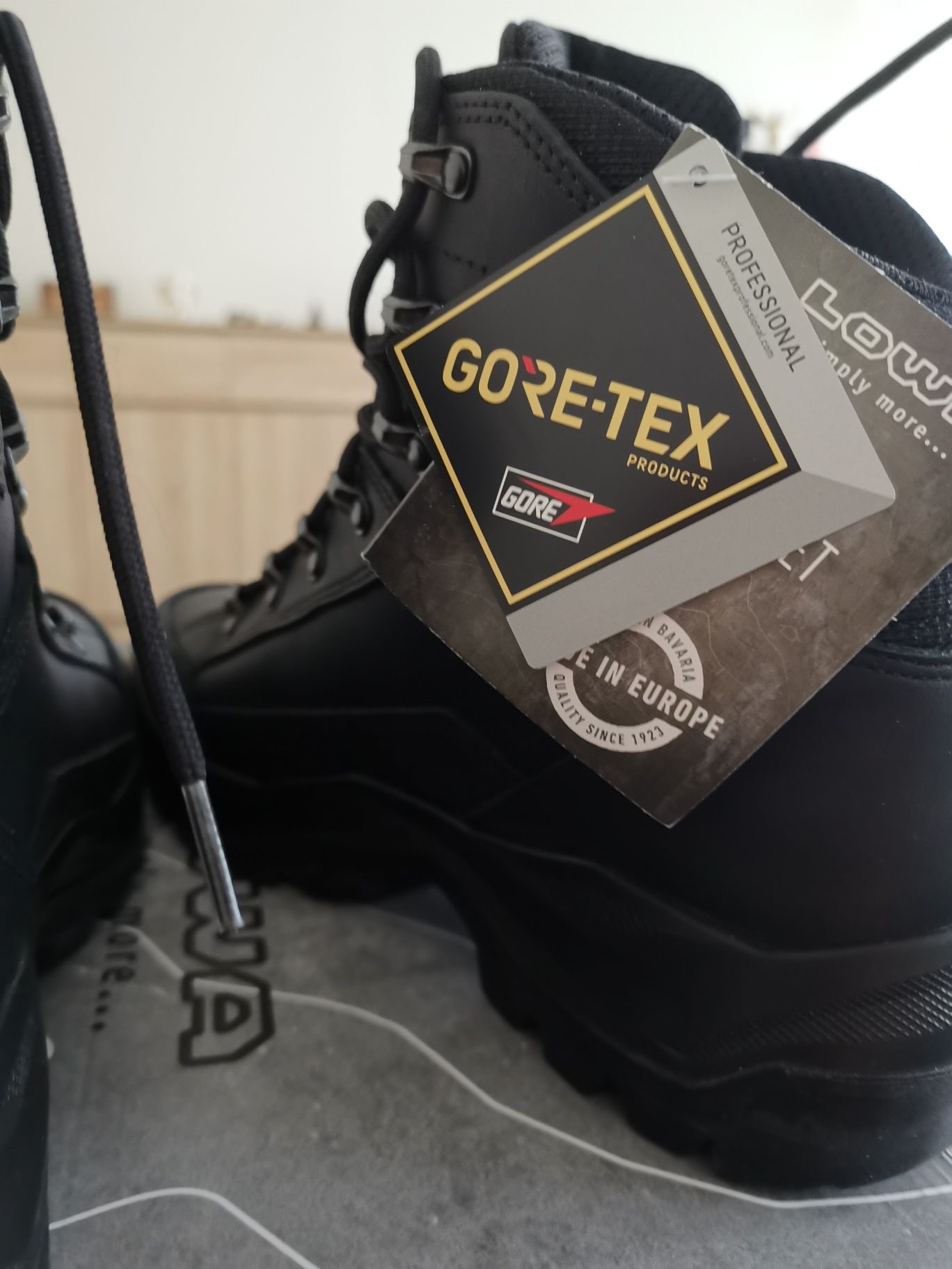 Nowe buty Lowa  Renegade, 2 GTX TF roz 42.5/8.5 gore-tex