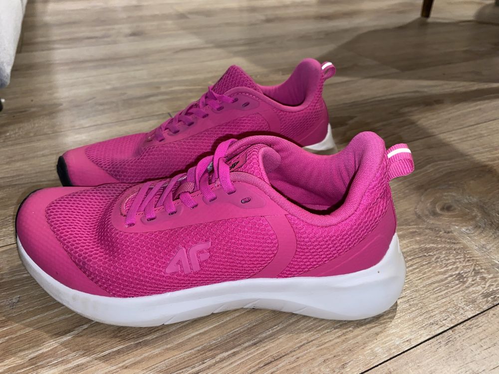 Buty sportowe 4F
