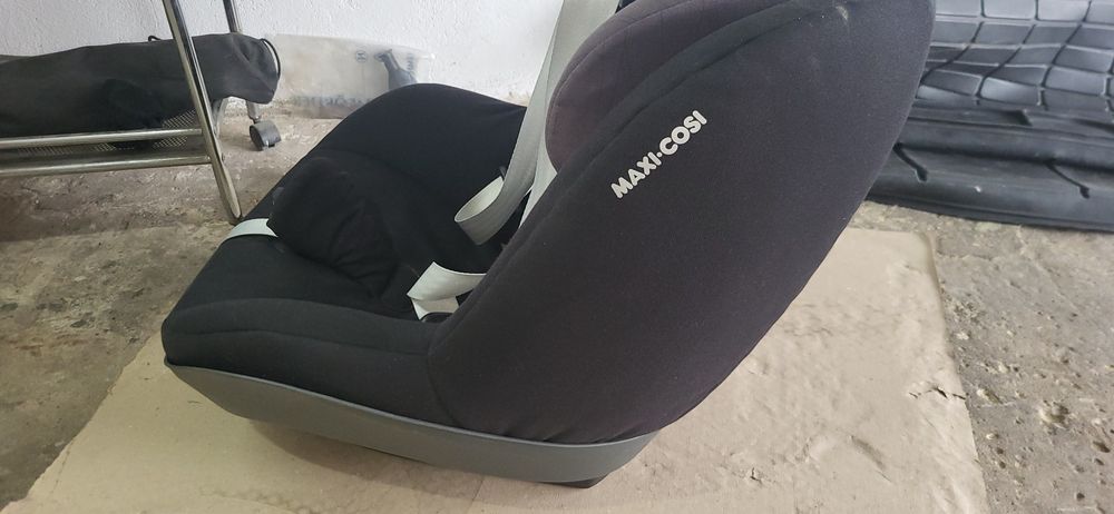 Fotelik Maxi Cosi Pearl +baza Maxi Cosi 2way fix.