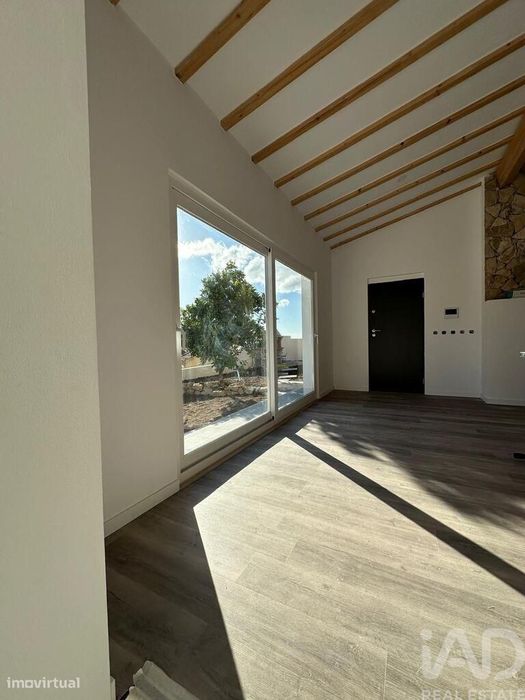Casa de aldeia T3 em Lamas e Cercal de 180,00 m2