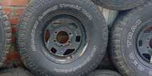 Продам резину 235/75/R15 LT.