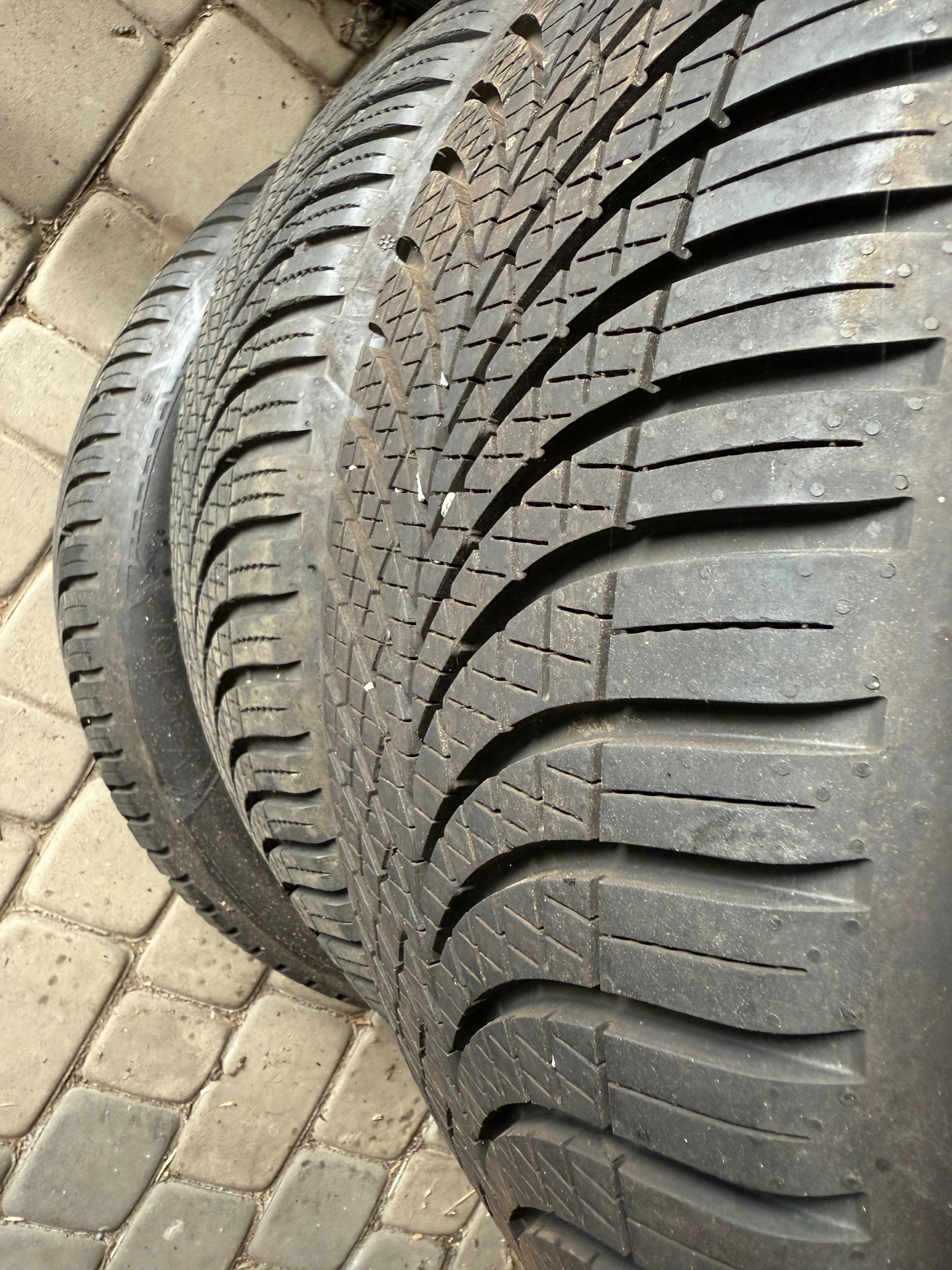 Opony goodyear 245/45/19 2023 rok całoroczne