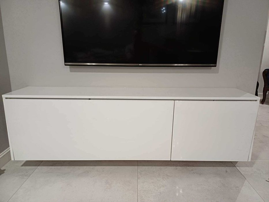 Szafka RTV wisząca biała, połysk