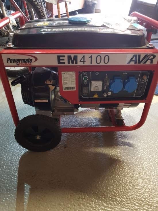 Agregat AVR 4100 jak nowy