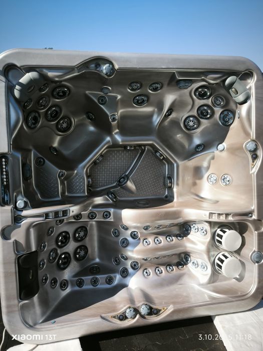 Luksusowe Mocne Jacuzzi Ogrodowe 5 pomp Bardzo Mocne