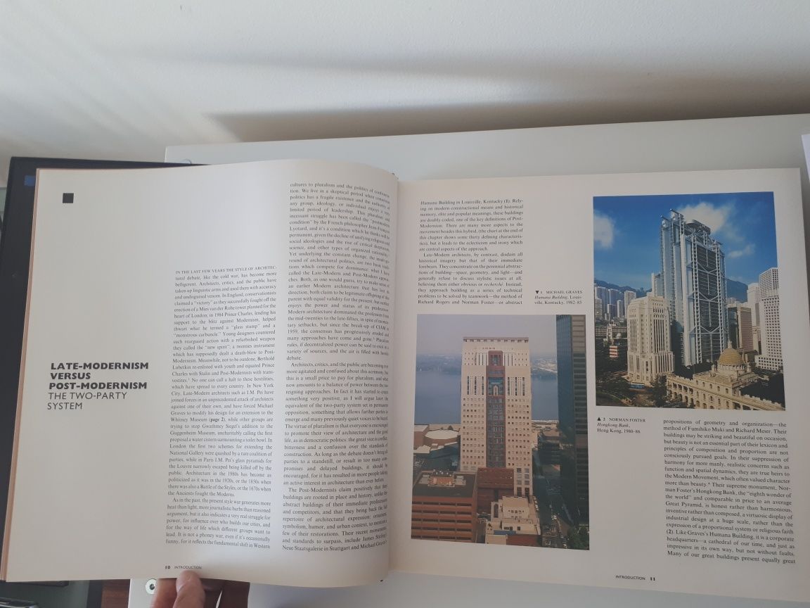 Architecture Today - Charles Jencks