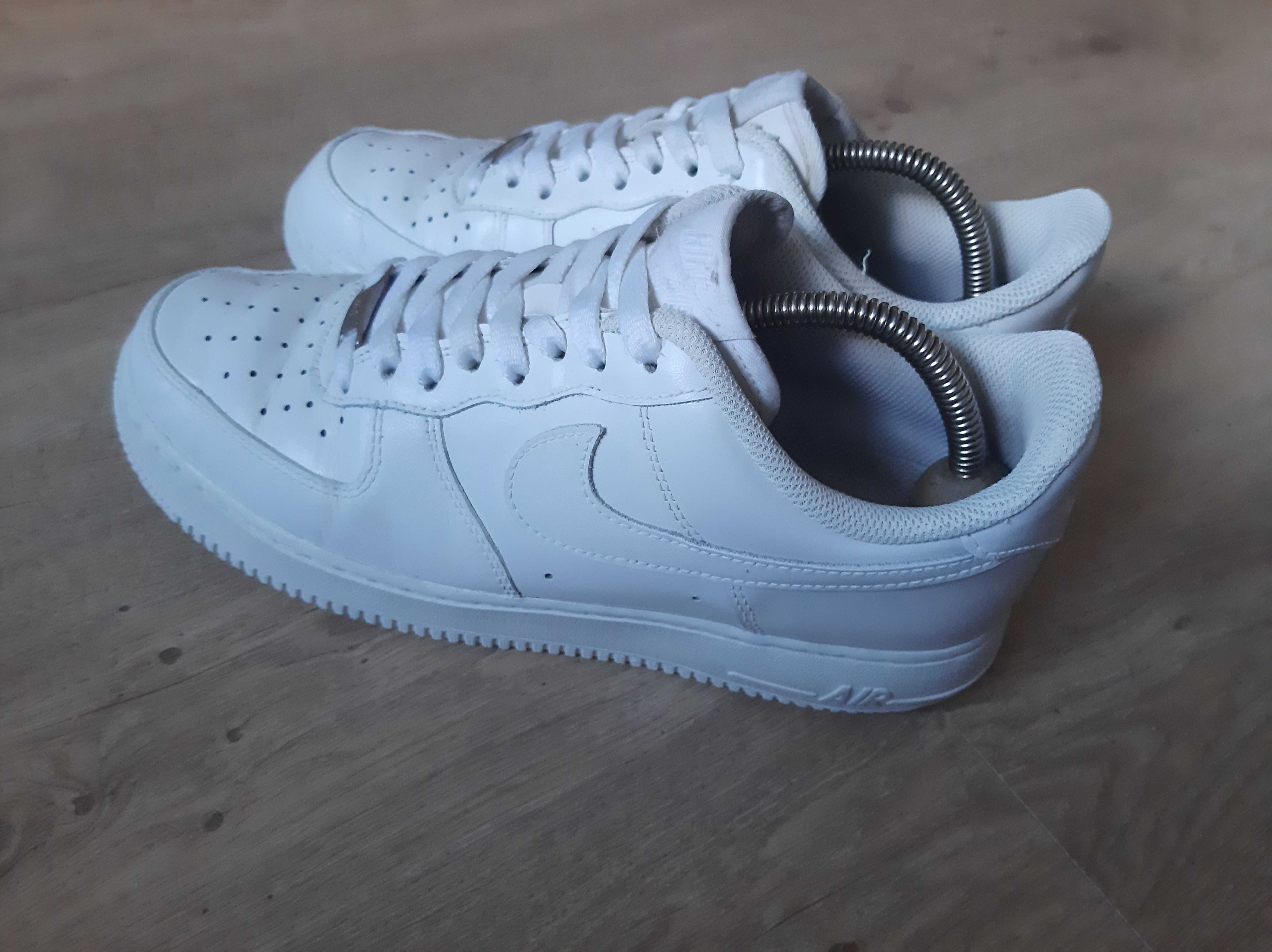 Белоснежные кроссовки Nike air force pixel оригинал