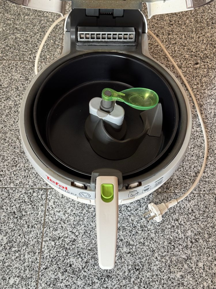 Fritadeira a ar Tefal Actifry