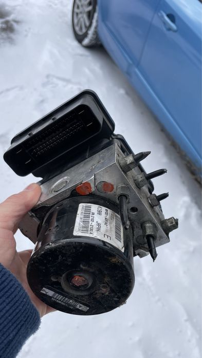 Блок АБС Мазда 3 BL 09-13 BFD2-437AZ.