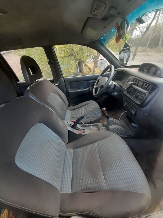 Mitsubishi L200 в доброму стані