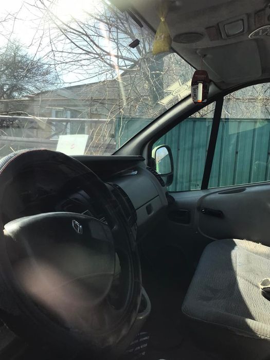 Продам Вантажний  Бус  Renault Trafik
