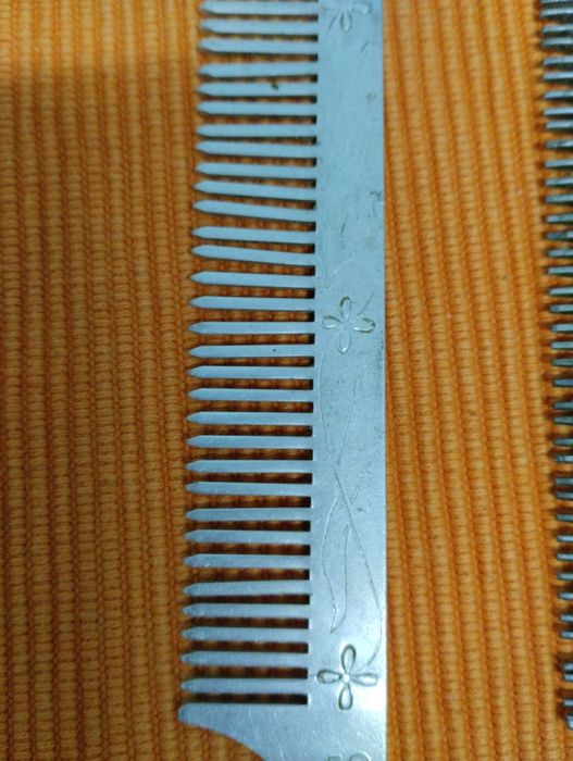 Расческа алюминиевая