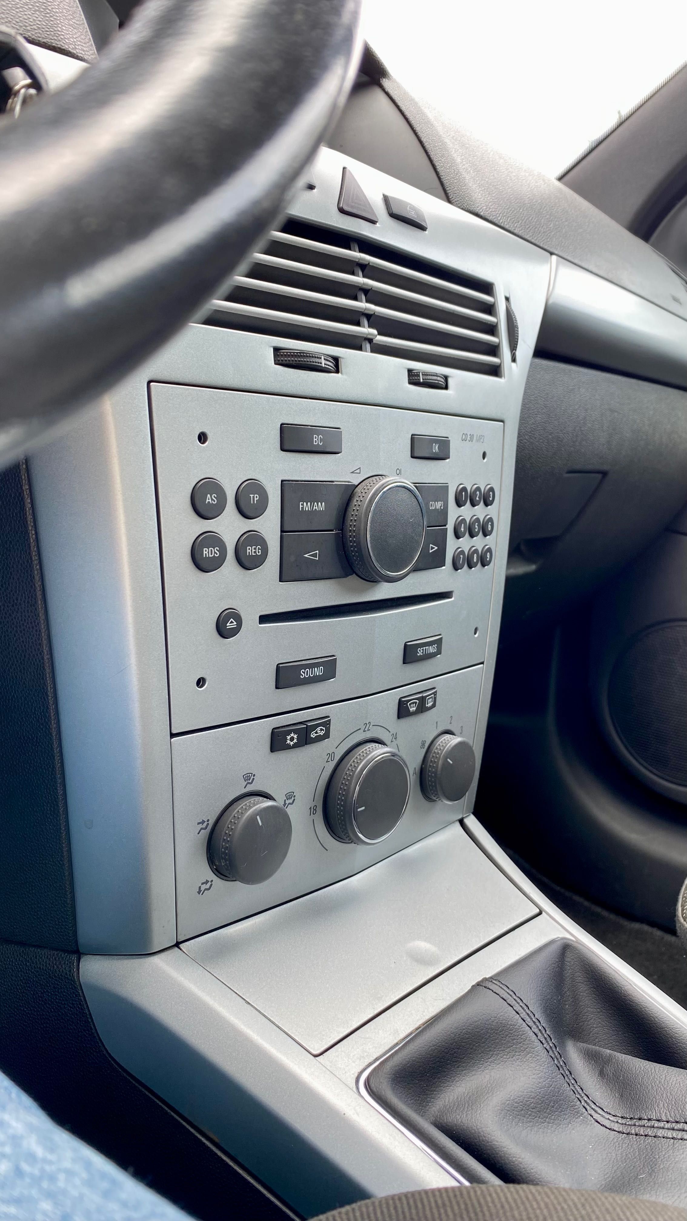 Opel Astra GTC 1.4 Gasolina