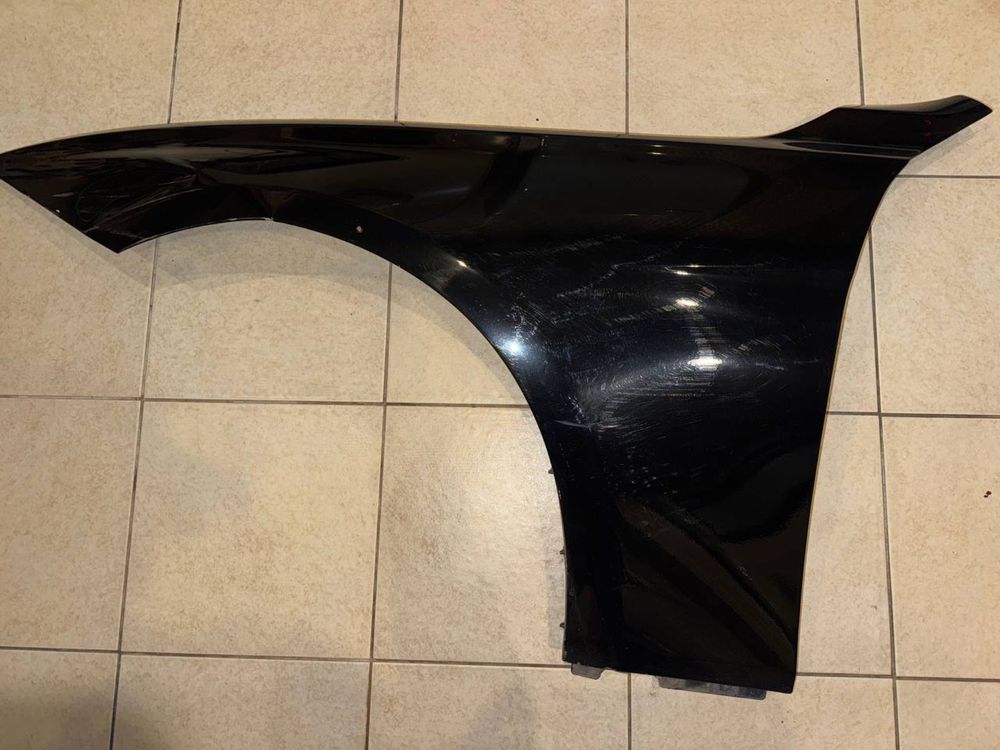 Продам крыло bmw f30