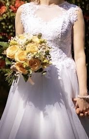 suknie ślubna + welon + kamizelka + halka pod suknię ślubną