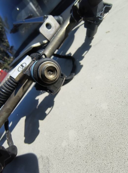 Паливна рампа 1.6 16кл Siemens