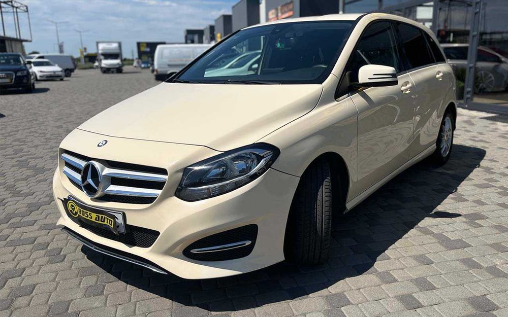 Mercedes-Benz B 180 2015