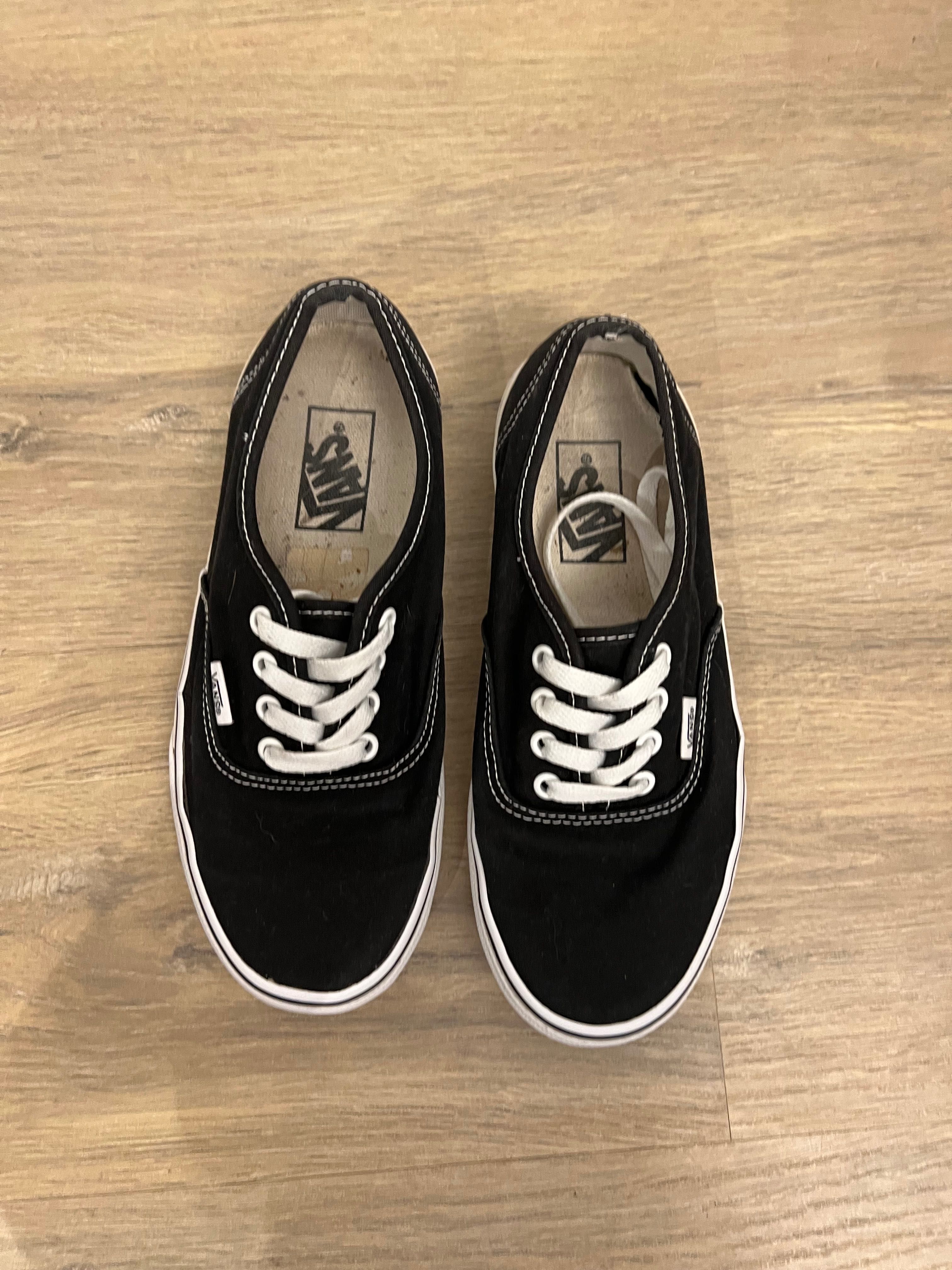 Buty Converse 6/7.5 US