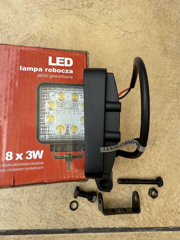 Lampa robocza naswietlacz LED 24V