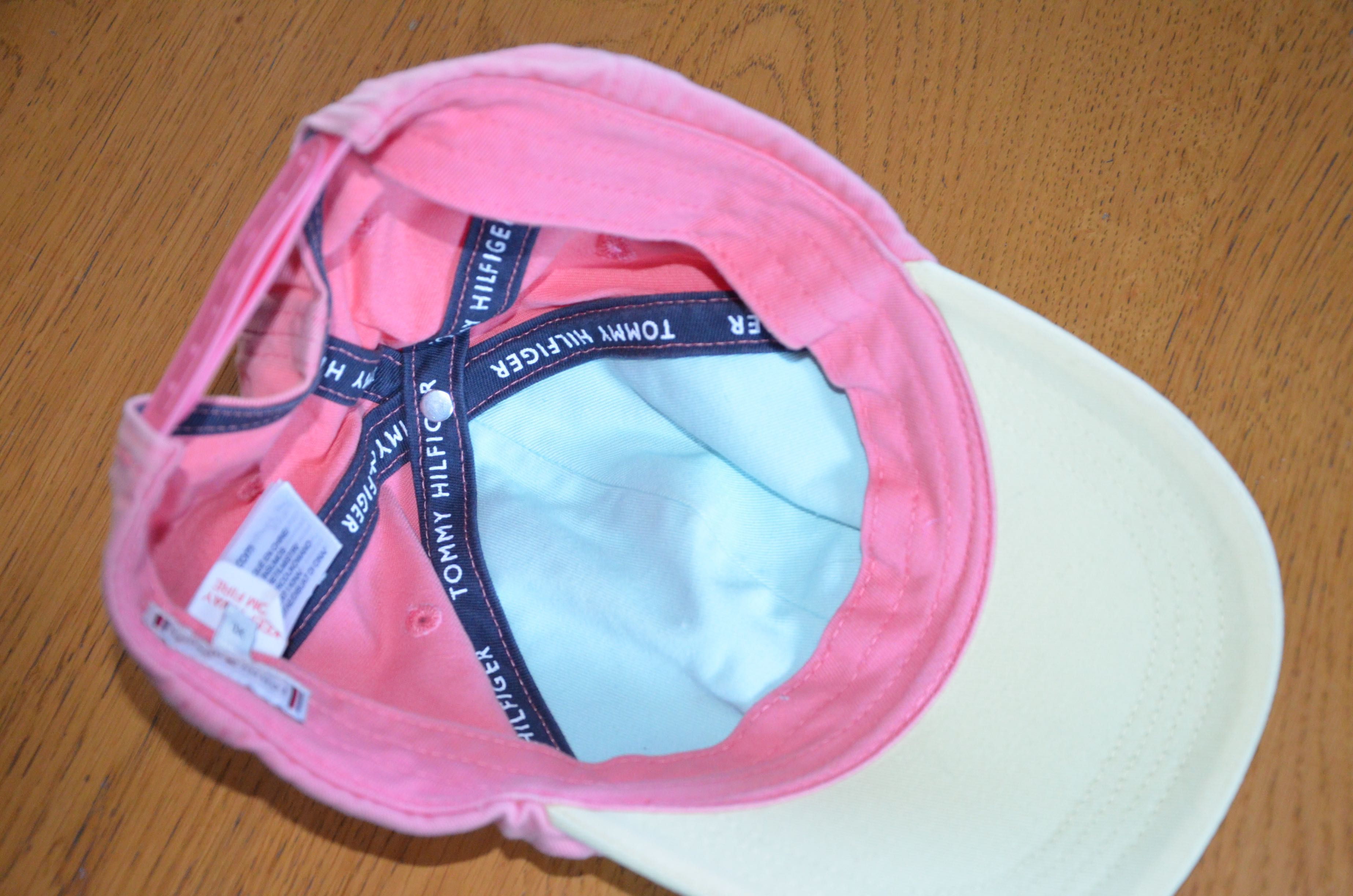 wielokolorowa Tommy Hilfiger czapka z daszkiem r. XL
