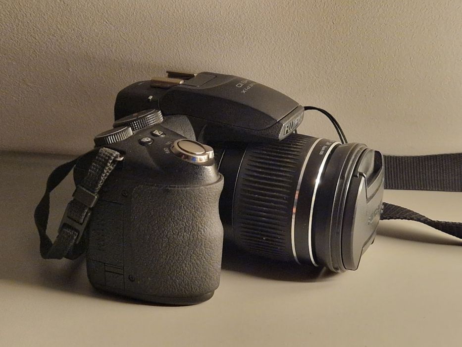 Fujifilm HS10 Aparat