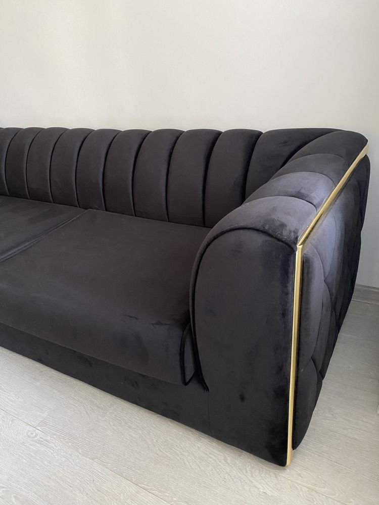 Sofa 3 os Czarna welurowa