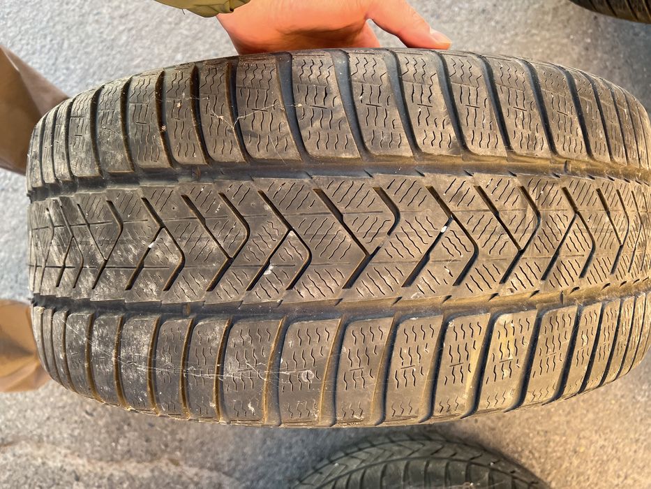Pirelli sottozero 245/45/18 275/40/18
