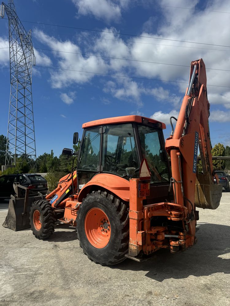 Retroescavadora Fiat hitachi fd110 matriculada