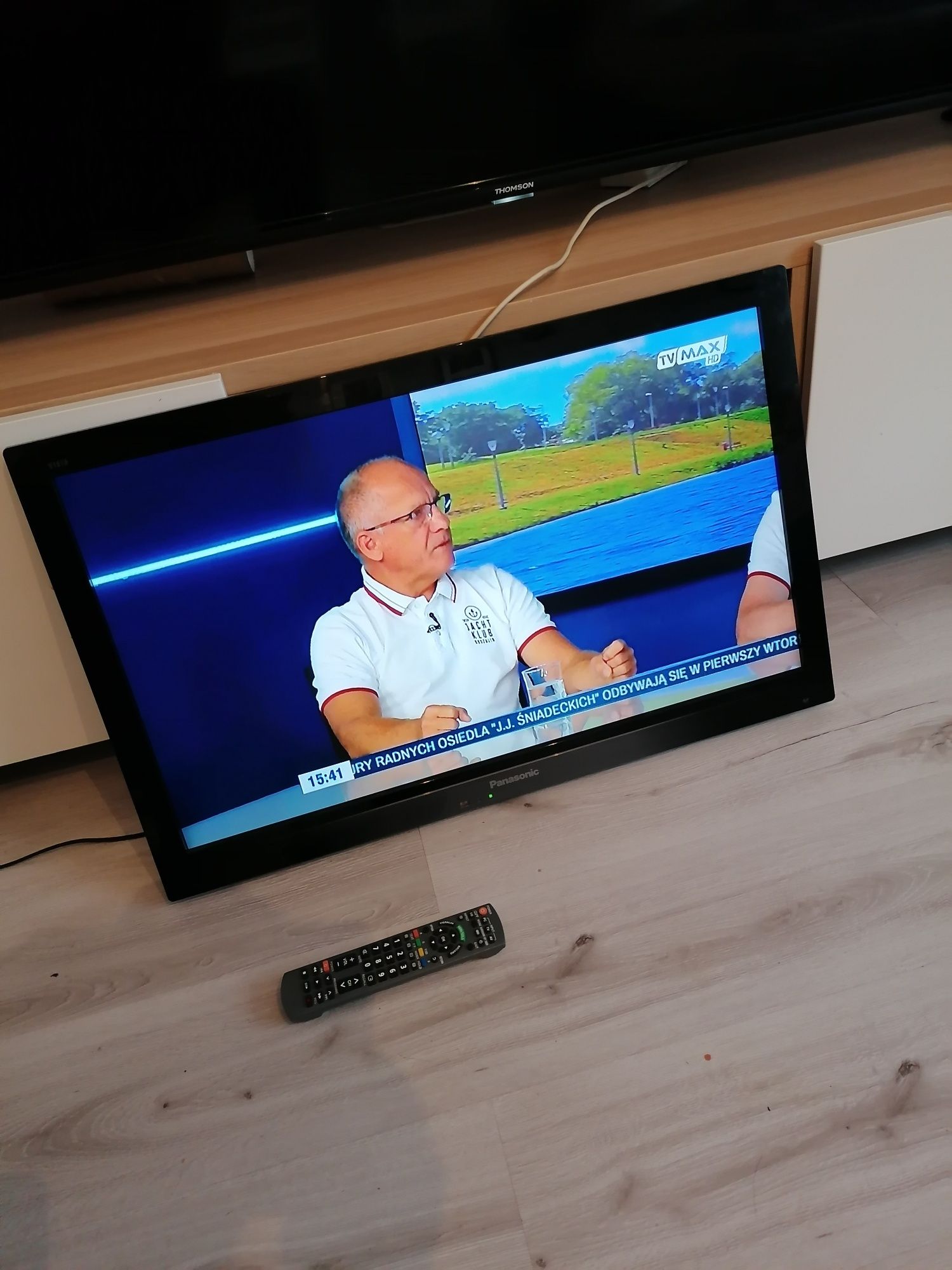 Telewizor Led Panasonic z pilotem