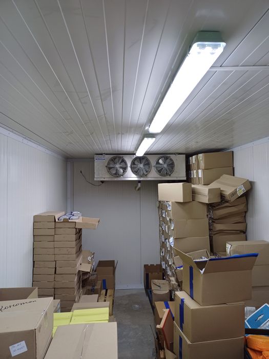 Холодильные и морозильные камеры